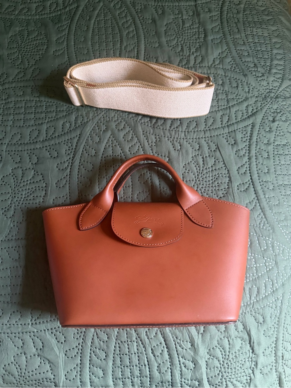 Longchamp Crossbody Leather Bag in Cognac with Cream Strap - Picture 3 of 9